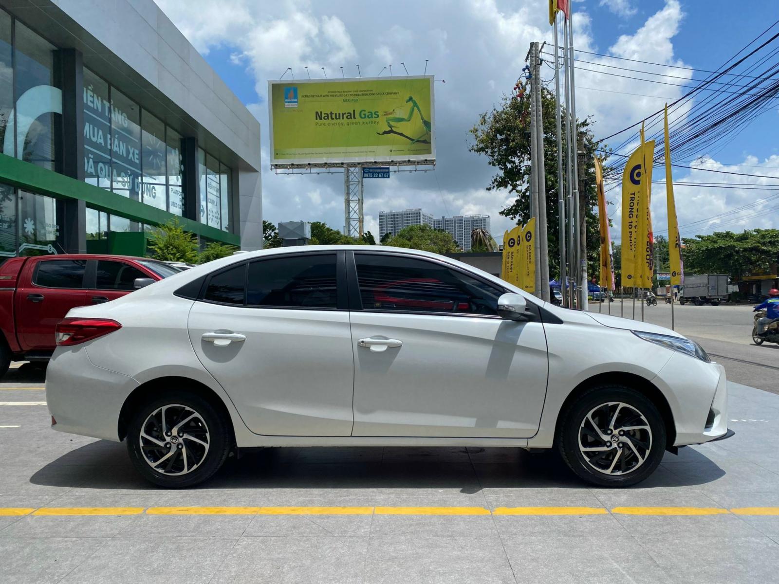 Cần bán xe Toyota vios E số tự động sản xuất 2022-4