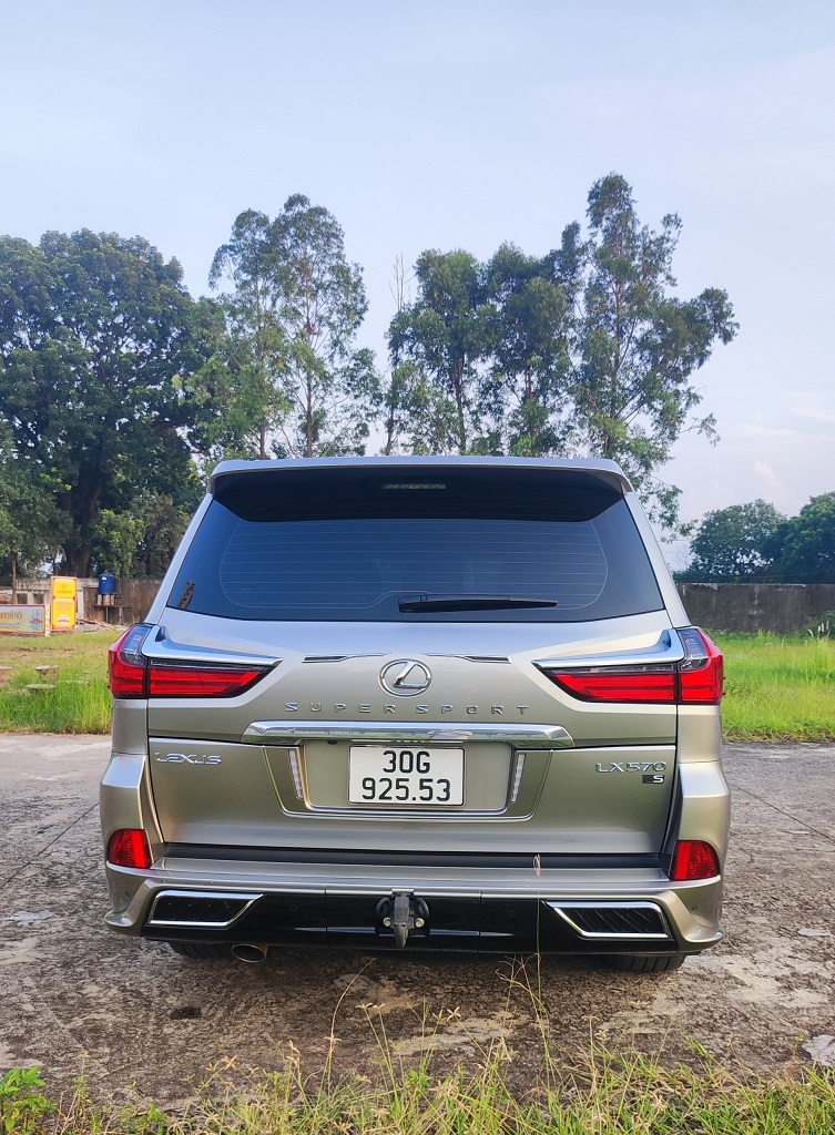 Chính chủ bán xe LEXUS LX570 SUPERSPORT MBS bản S-2