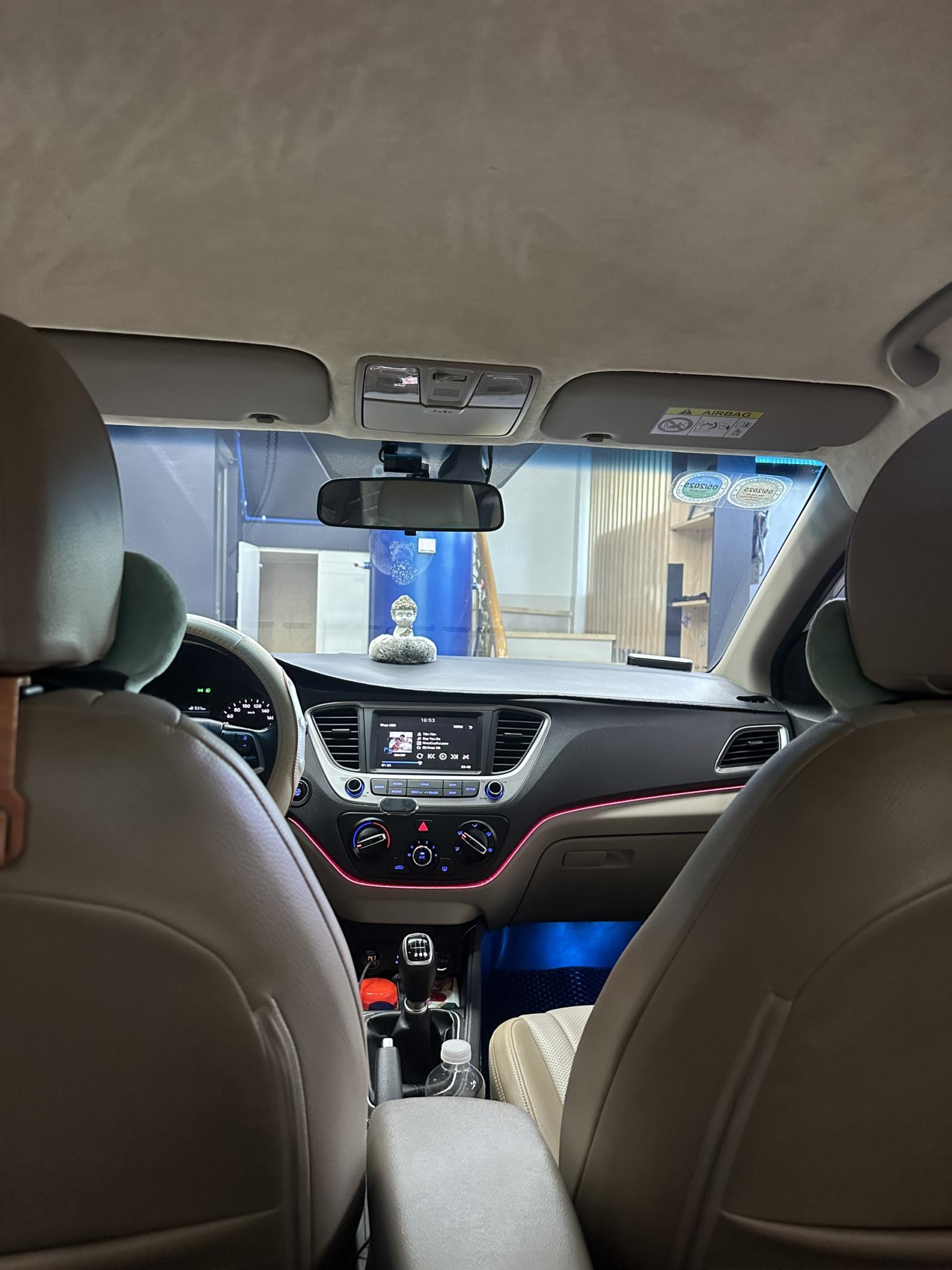 Cần bán xe Accent MT 12/2020 bản đủ chính chủ,-1