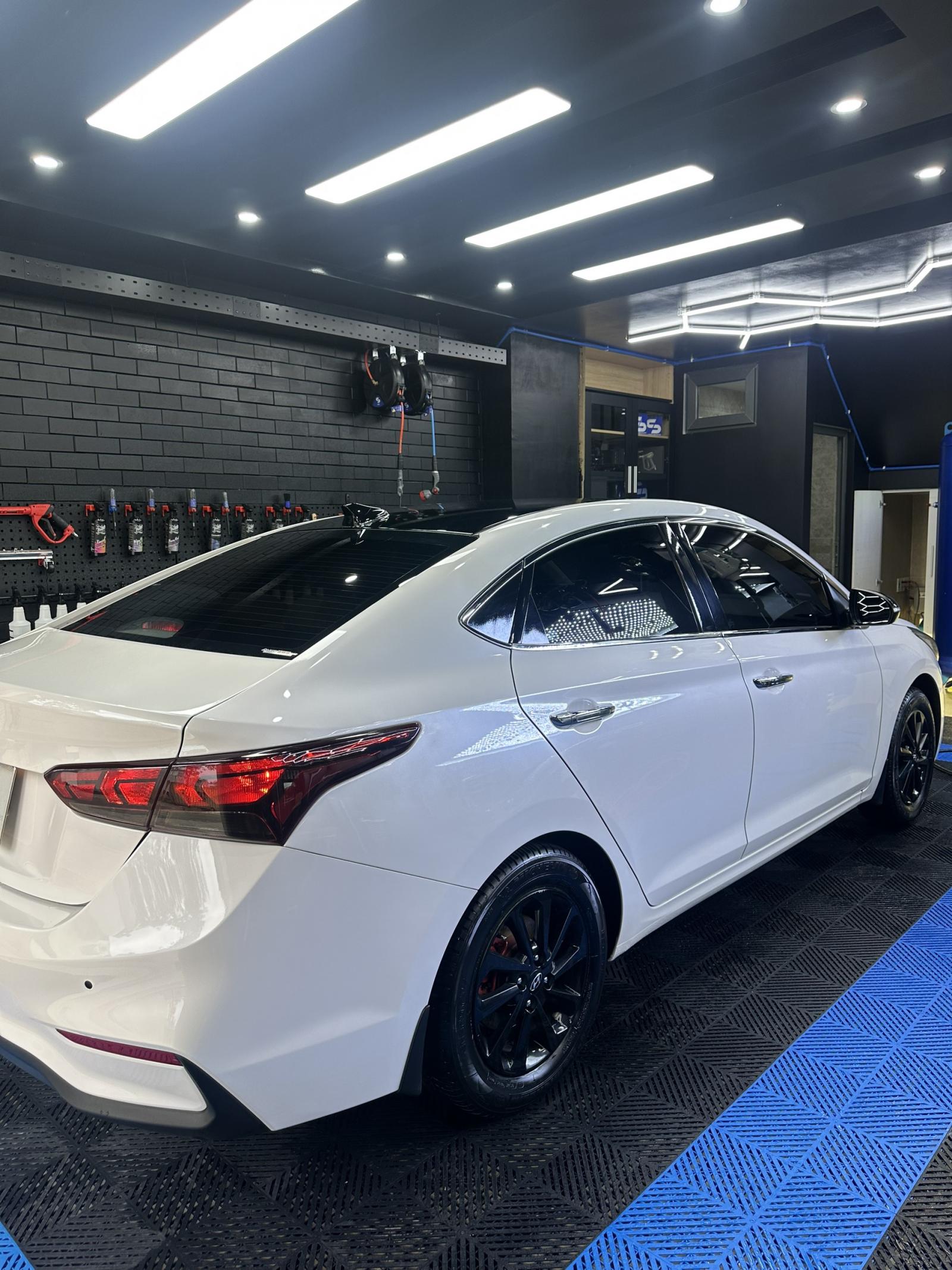 Cần bán xe Accent MT 12/2020 bản đủ chính chủ,-3