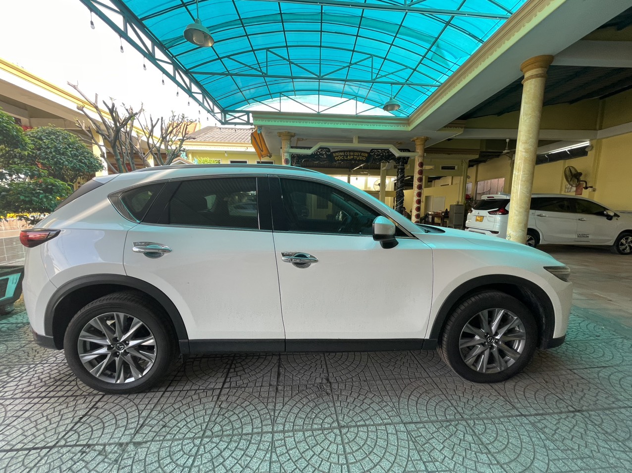 Chính chủ cần bán MAZDA Cx5 2.5G AT AW SIGNATURE PREMIUM 11/2020 -0