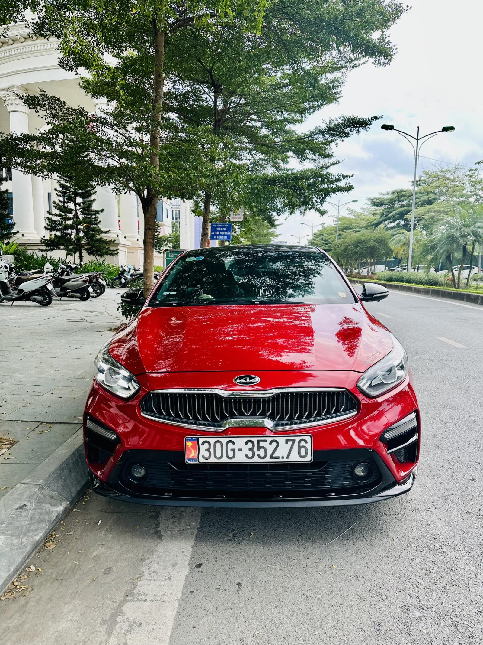 Chính chủ lên đời cần bán xe. - Kia Cerato 2.0 Vin2018, form 2019, màu đỏ, biển Hà Nội. -0