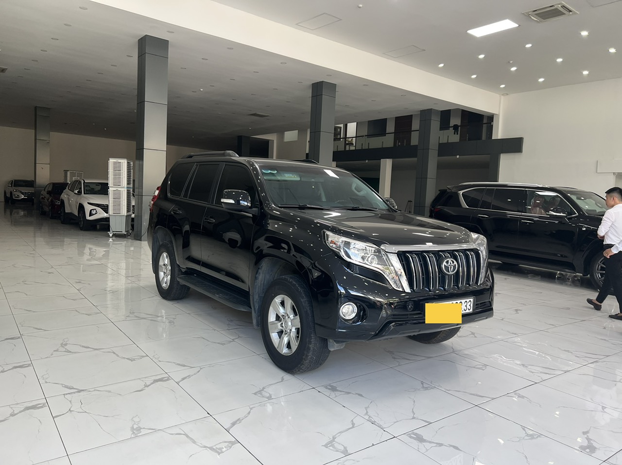 Bán xe đẹp xuất sắc Toyota Prado TXL sản xuất năm 2014 một chủ từ mới, -2