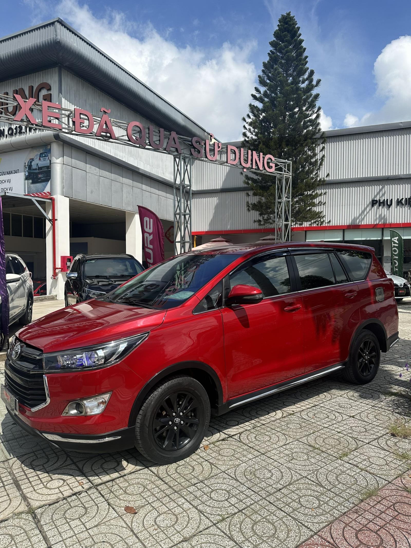 MÌNH BÁN XE INNOVA VENTURER, GIÁ 620 TRIỆU-4