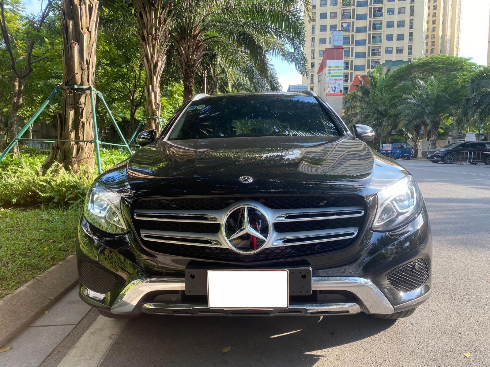 Bán Xe Glc 200 đời 2019 màu đen nội thất đen -0