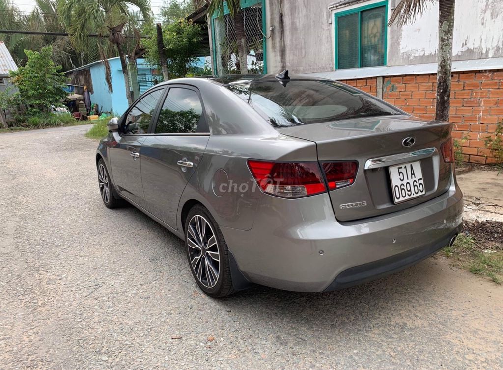 Bán Xe Kia Forte 2011 Màu Xám -1