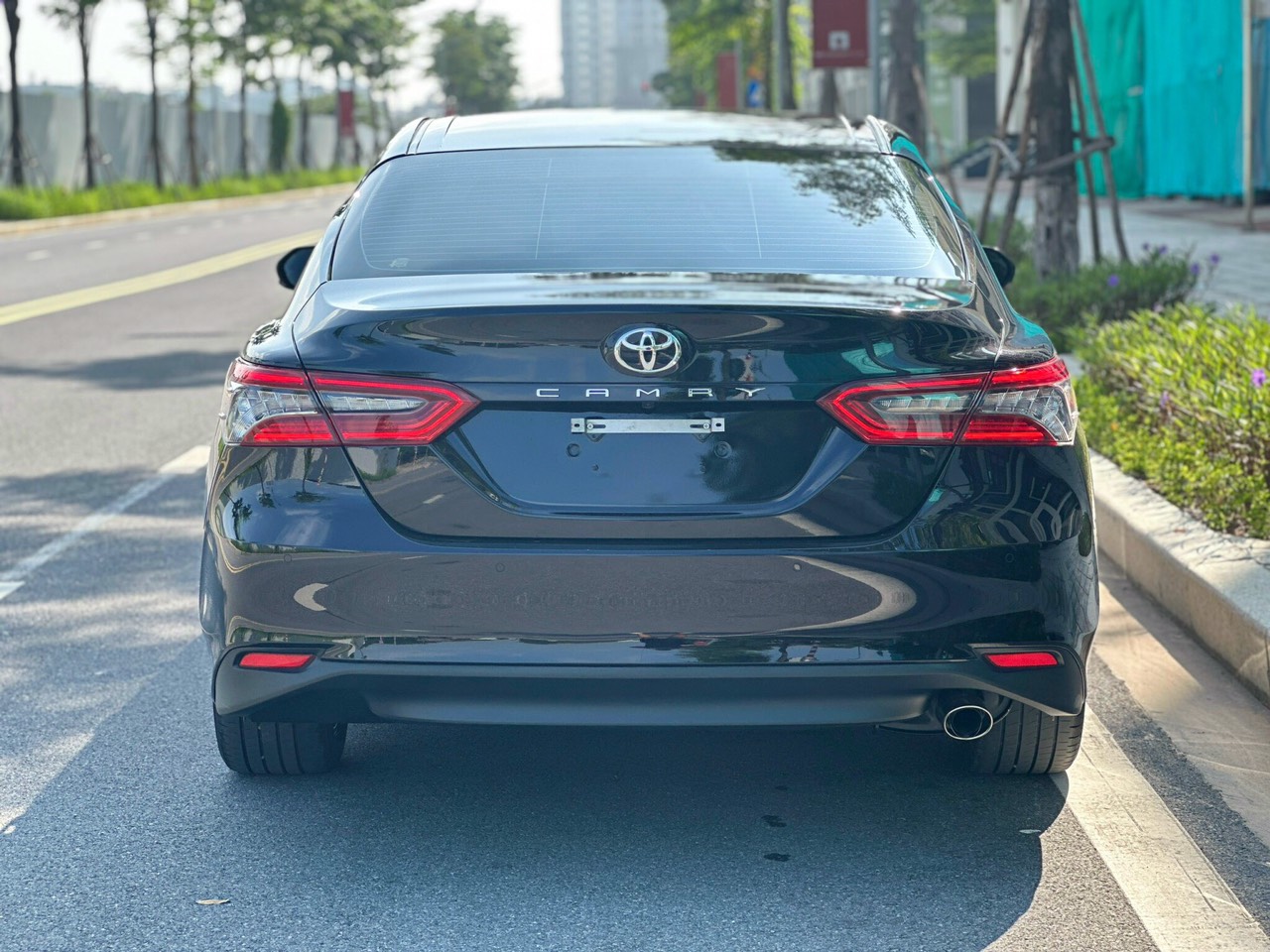 Toyota Camry 2.0Q 2022, Nâu Đen/Nâu. Xe nhập Thái, đăng ký tên tư nhân chính chủ - Cực Đẹp - Odo zin 24.000 Km!-4