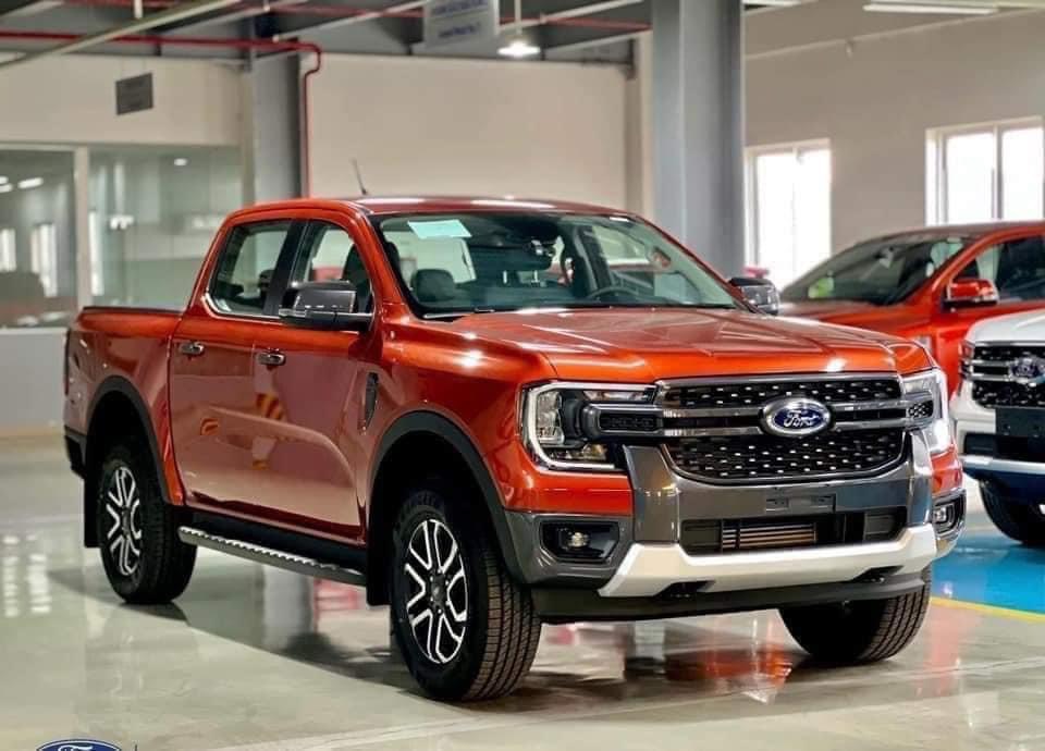 Ford Ranger XLS 2.0L New 2023, Động Cơ Dầu Turbo Diesel 2.0L, phiên bản Nâng Cấp Đáng chú ý-5