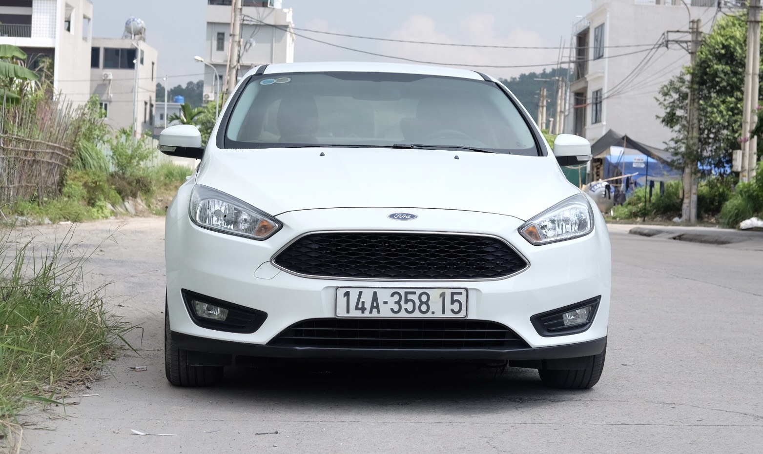 Chính chủ cần bán Ford Focus 2019 bản Trend Sedan-2