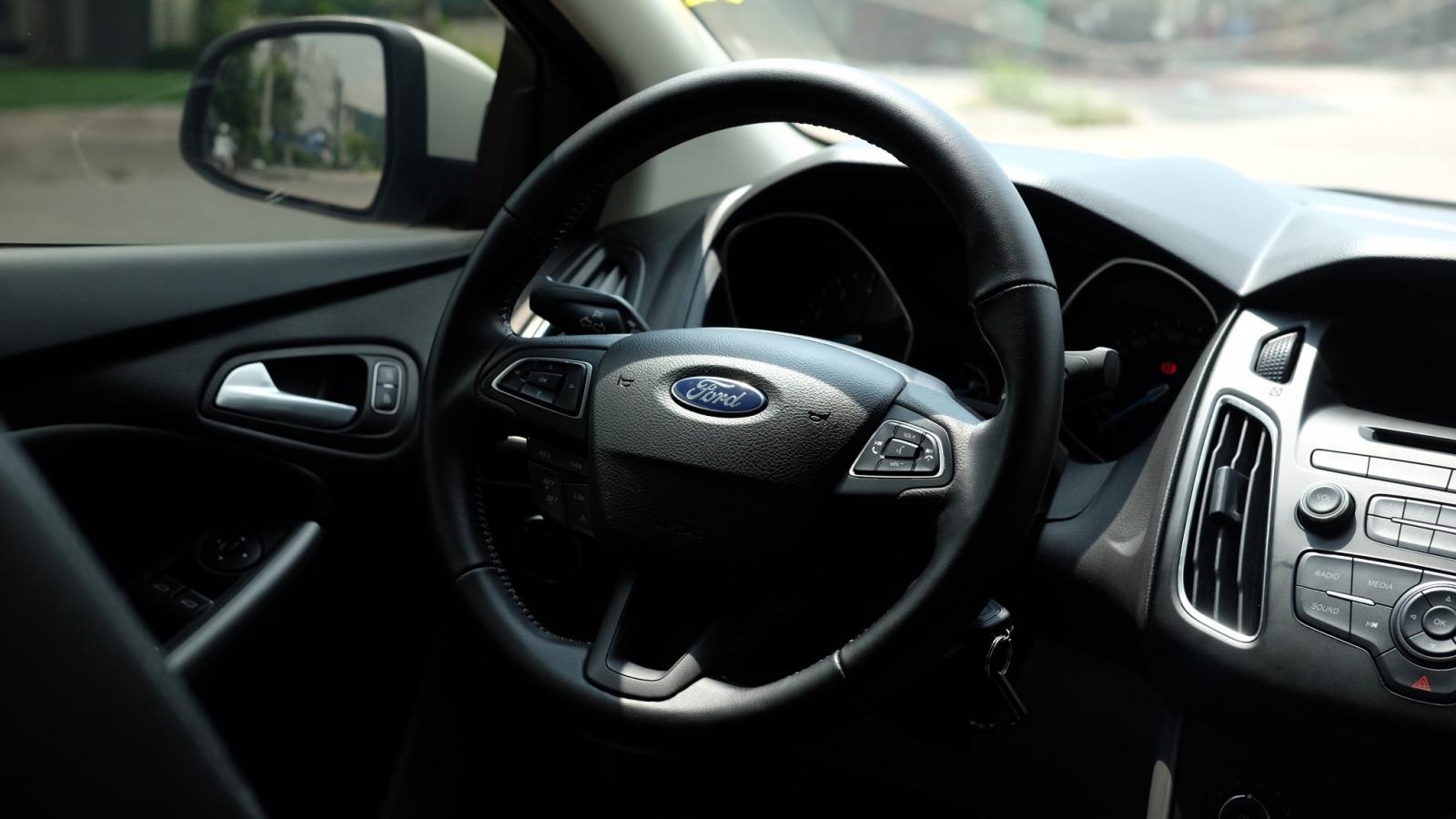 Chính chủ cần bán Ford Focus 2019 bản Trend Sedan-3