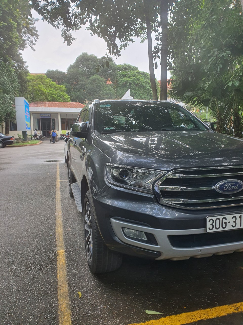 Chính chủ bán xe Ford Everest 2019 -0