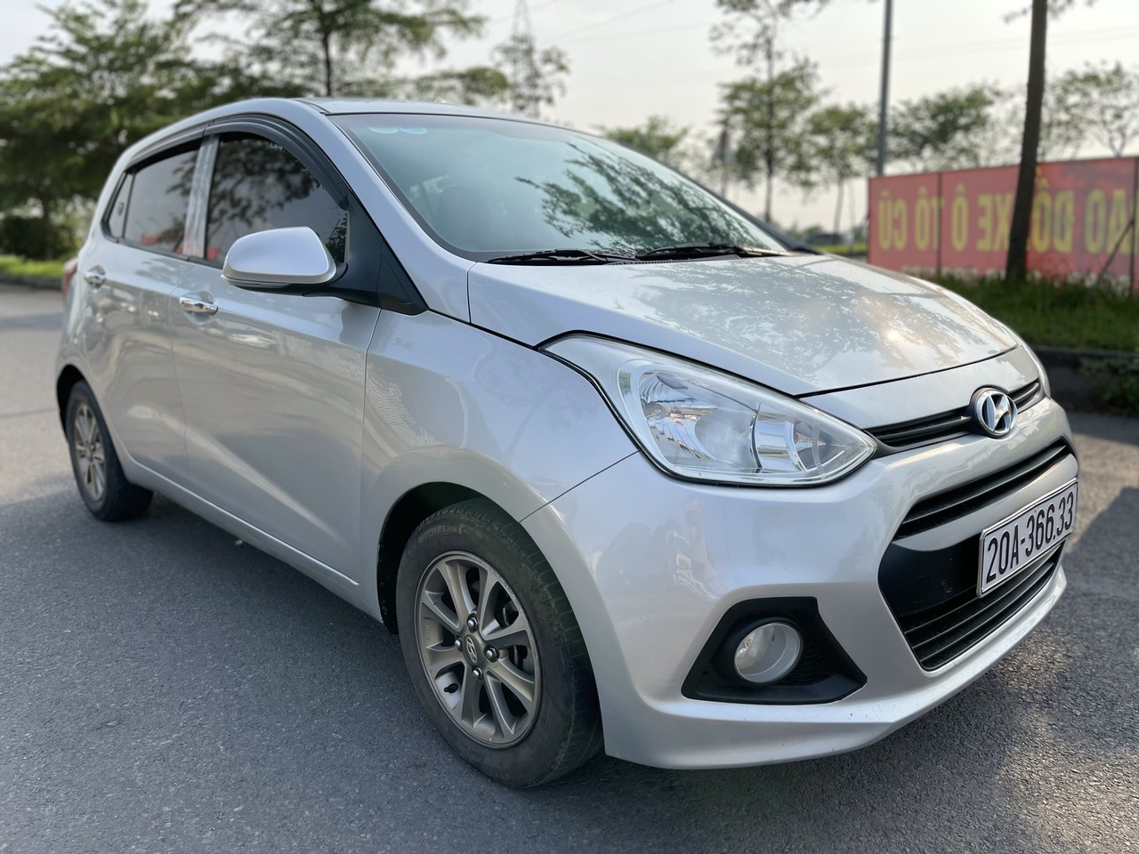   Chính chủ bán xe Hyundai i10 sx 2015 bản đủ mt-1