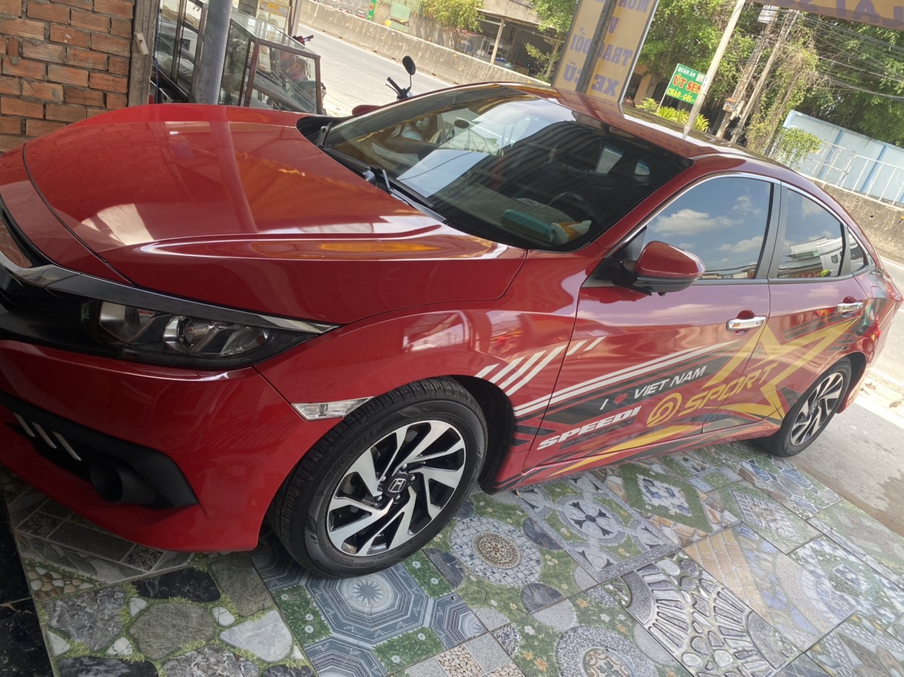 CHÍNH CHỦ CẦN BÁN XE CIVIC CỦA HONDA SẢN SUẤT NĂM 2018 NHẬP KHẨU THÁI LAN Ở TT TÂN TÚC HUYỆN BÌNH CHÁNH HỒ CHÍ MINH-0