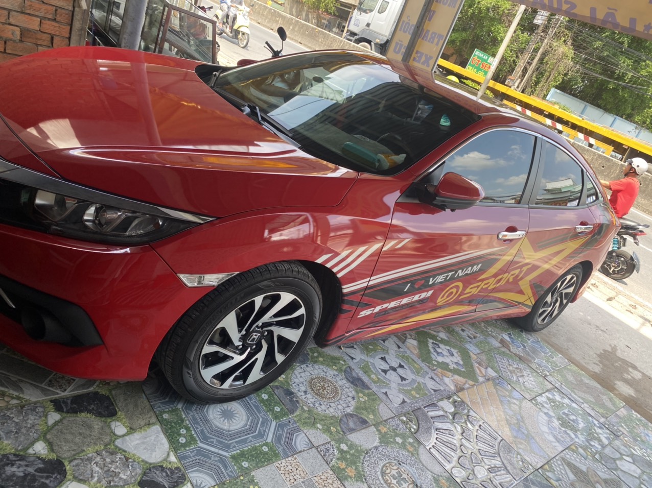 CHÍNH CHỦ CẦN BÁN XE CIVIC CỦA HONDA SẢN SUẤT NĂM 2018 NHẬP KHẨU THÁI LAN Ở TT TÂN TÚC HUYỆN BÌNH CHÁNH HỒ CHÍ MINH-4