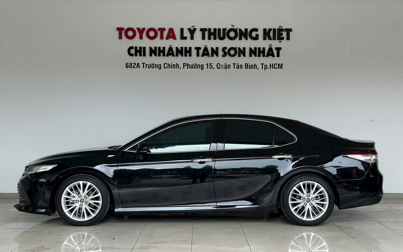 TOYOTA CAMRY 2.5Q 2019 Xe hãng-0