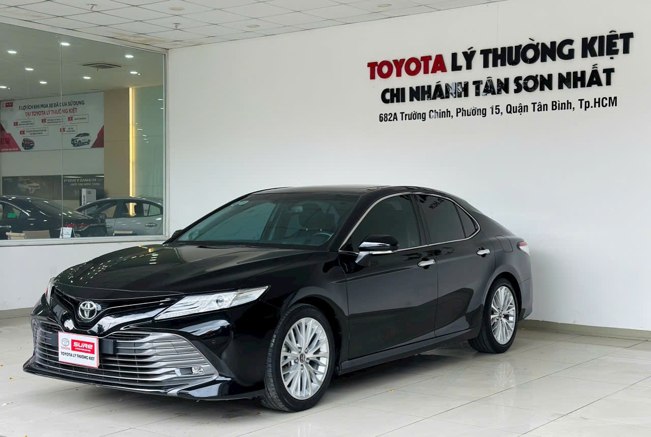 TOYOTA CAMRY 2.5Q 2019 Xe hãng-4
