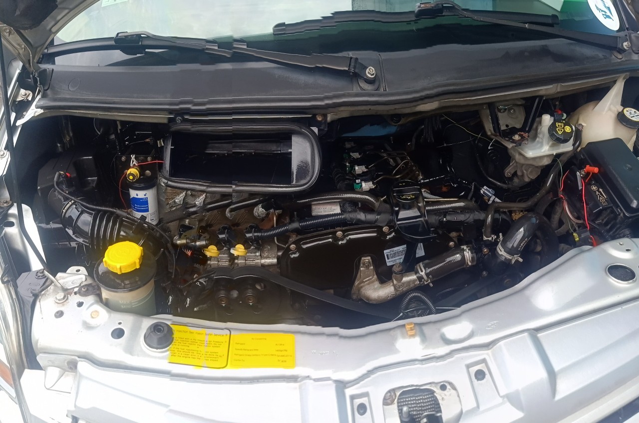 CHÍNH CHỦ CẦN BÁN XE FORD TRANSIT XE CHẠY DẦU, SX NĂM 2014, GIÁ 380 TRIỆU-6