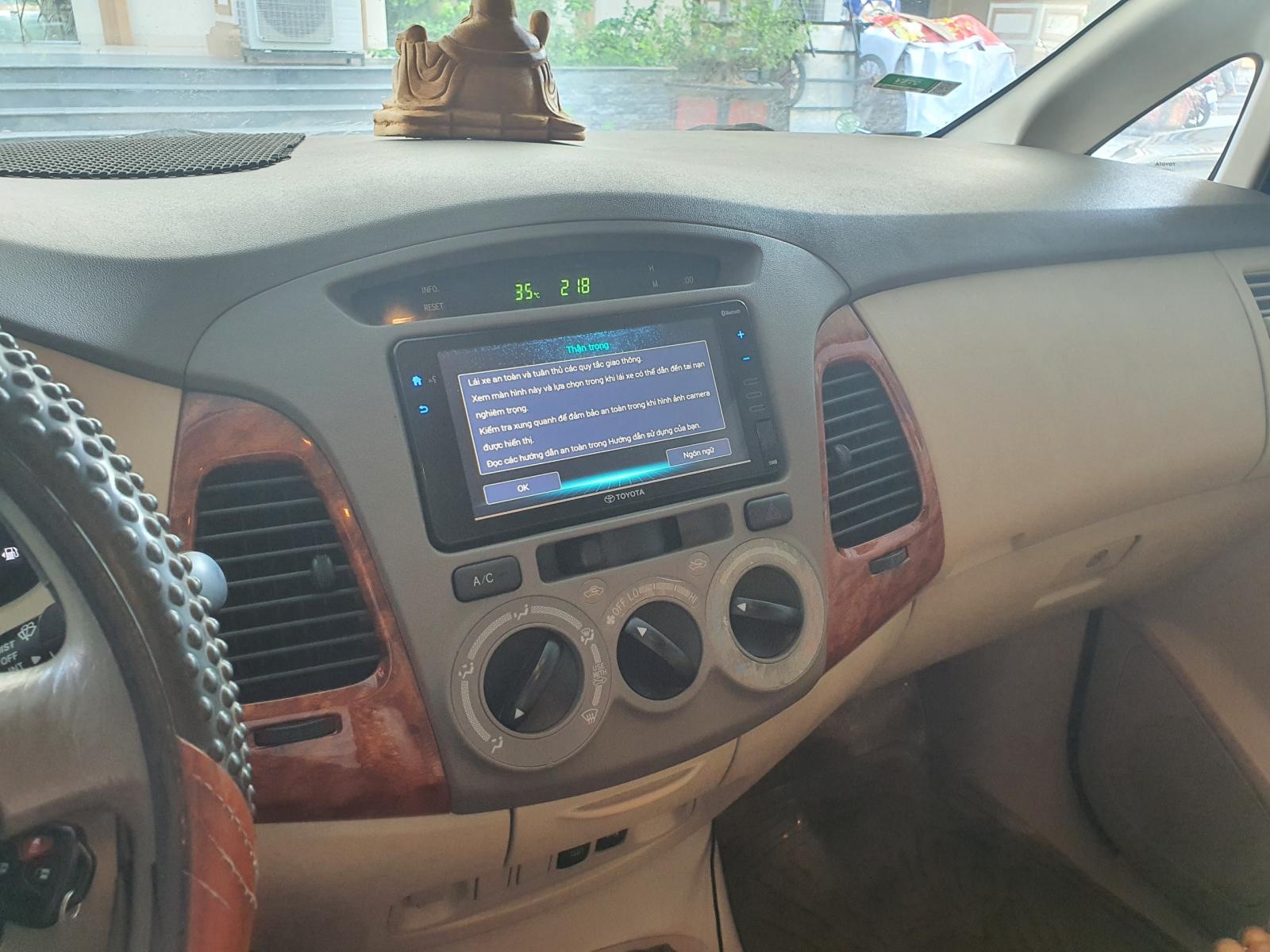 Gia đình e cần bán innova 2008 bản G. -6