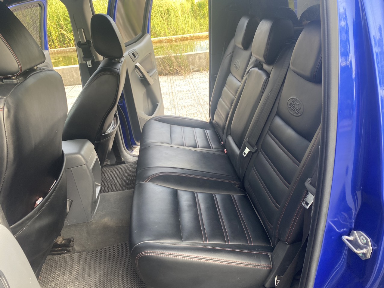 Cần bán xe gia đình-9