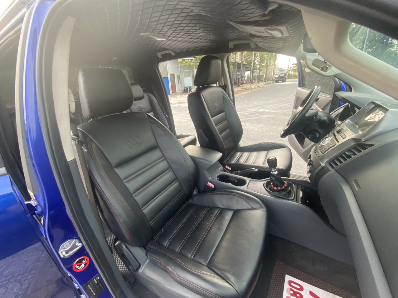 Cần bán xe gia đình-5