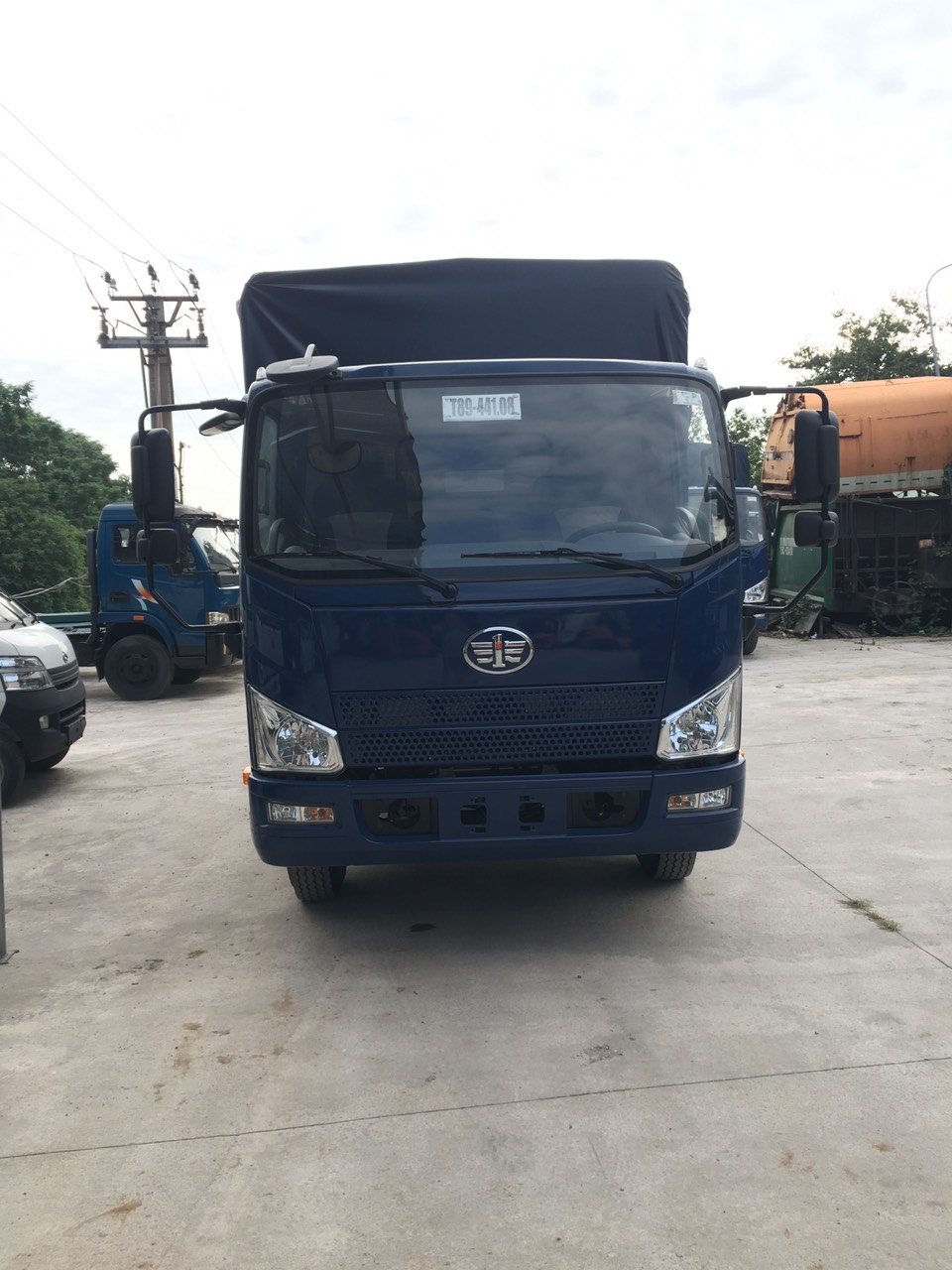 Xe tải Faw 8T, Đ/cơ Weichai 140PS, thùng MB 6.2m-0