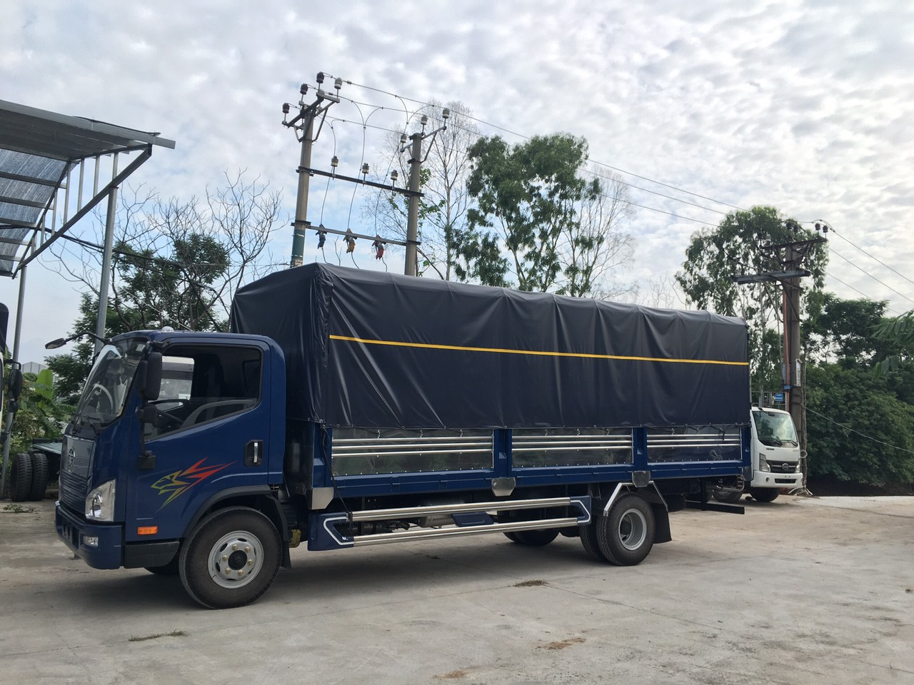 Xe tải Faw 8T, Đ/cơ Weichai 140PS, thùng MB 6.2m-1