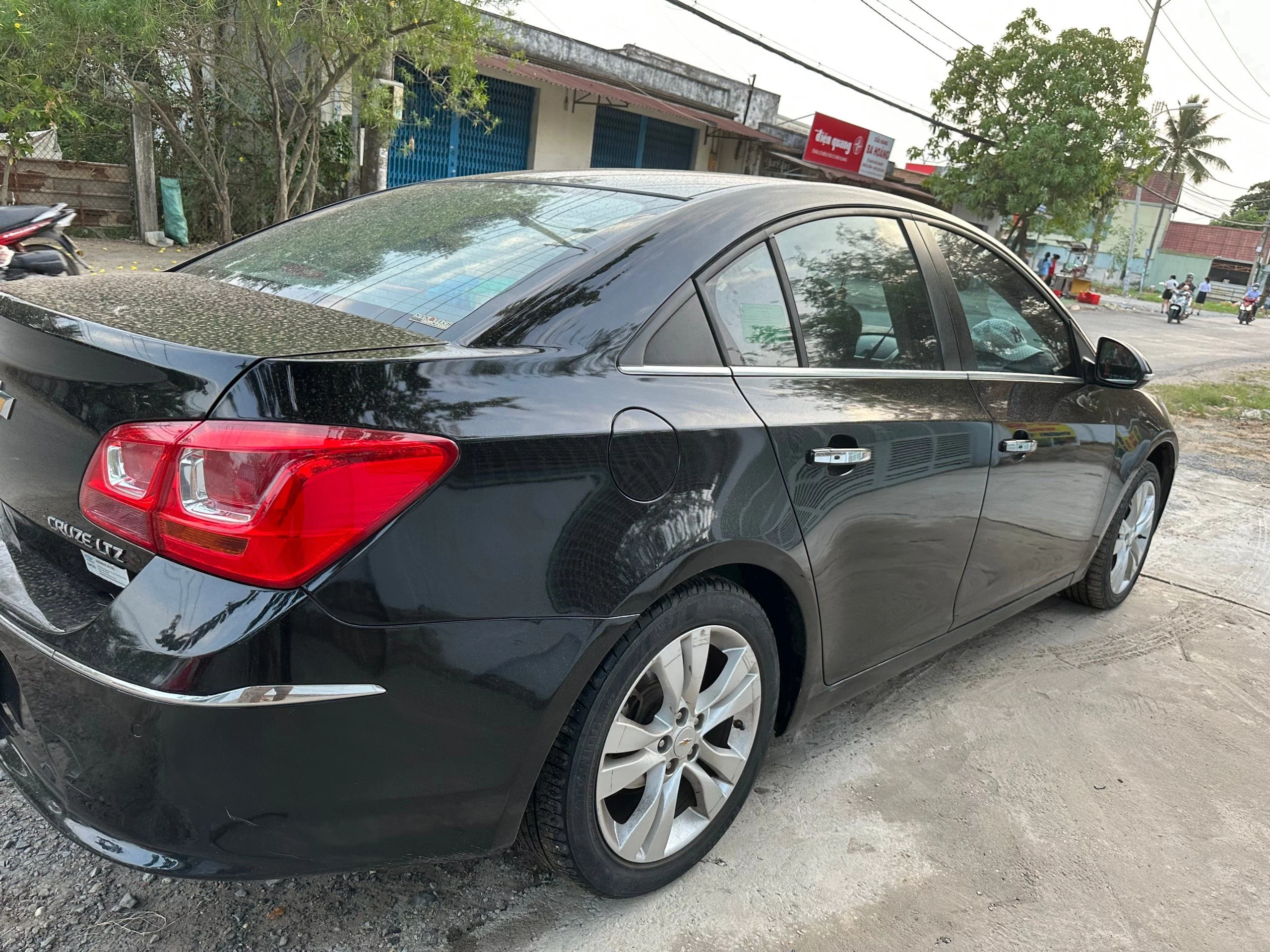 Chính Chủ Cần bán xe Cruze LTZ -3