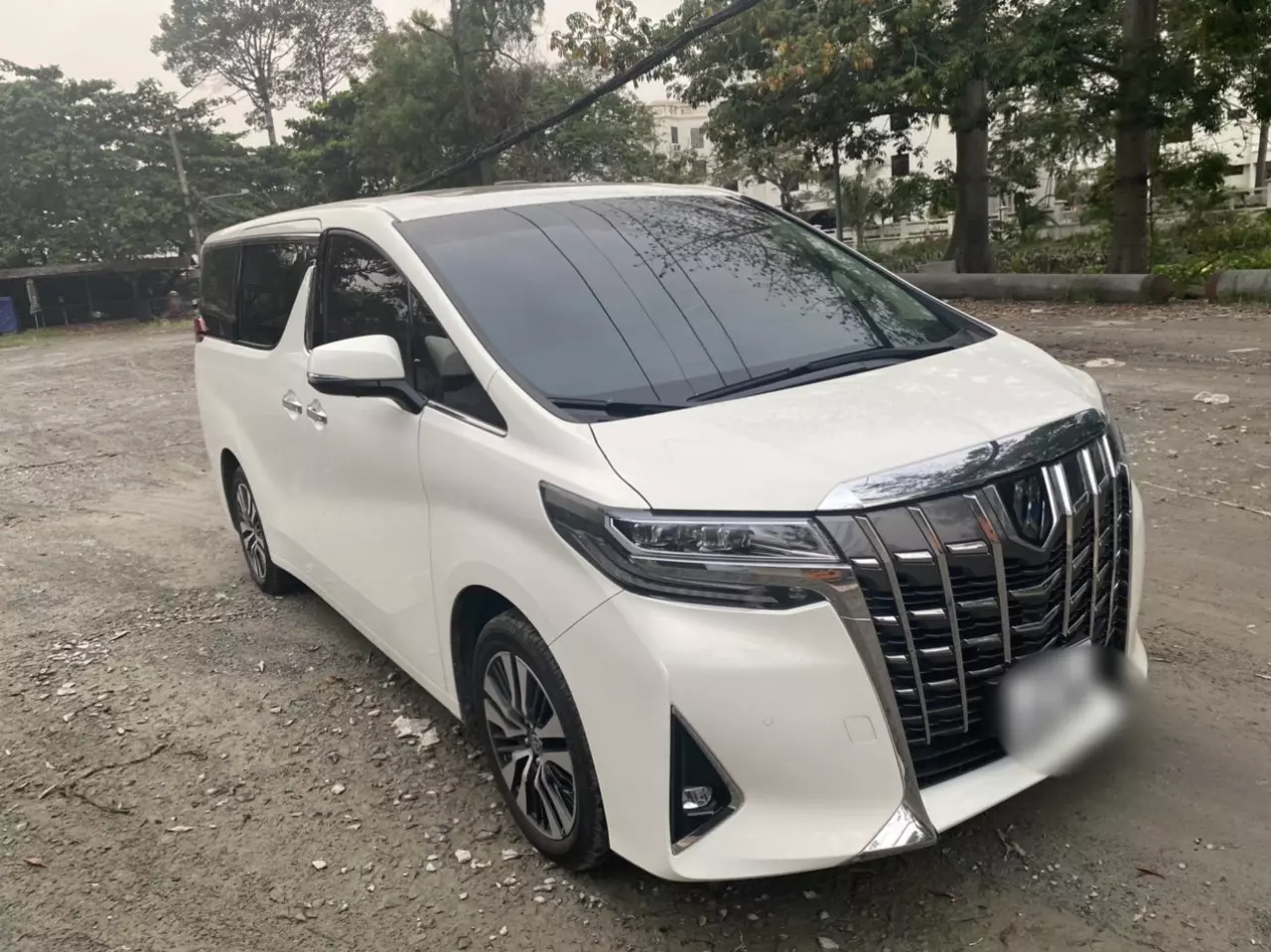 Do không cần nhu cầu sử dụng nữa nên em cần ra đi 1 em chuyên cơ mặt đất Toyota Alphard-0