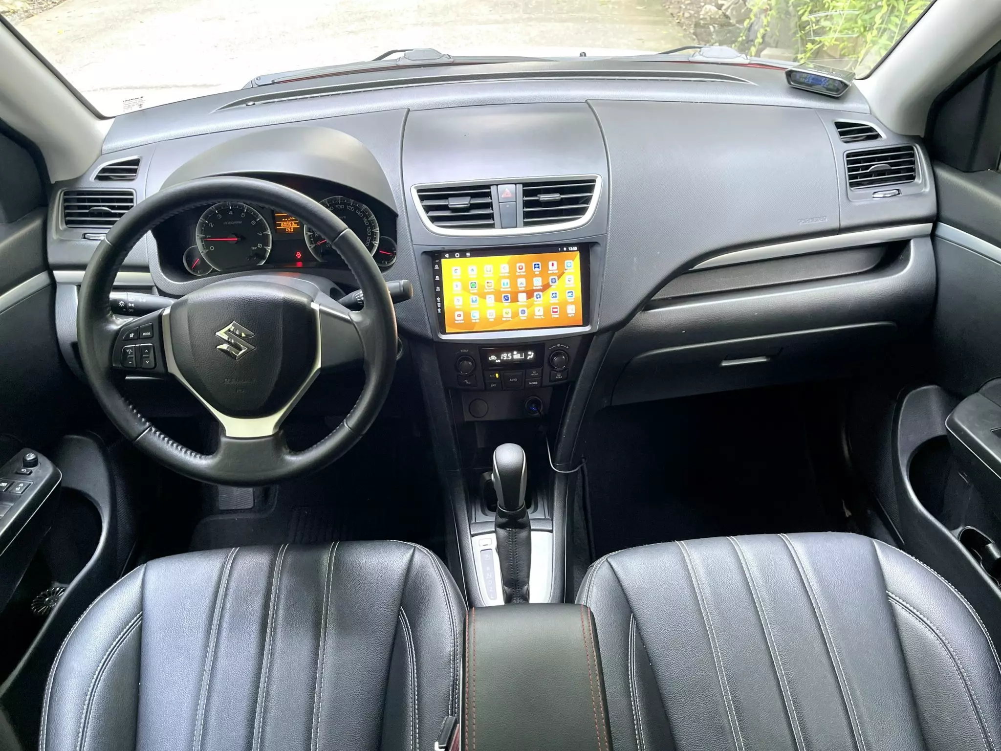 Bán xe Suzuki Swift 1.4 AT 2017-5