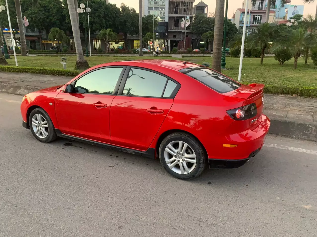 Chính Chủ Cần bán xe Mazda 3 -0