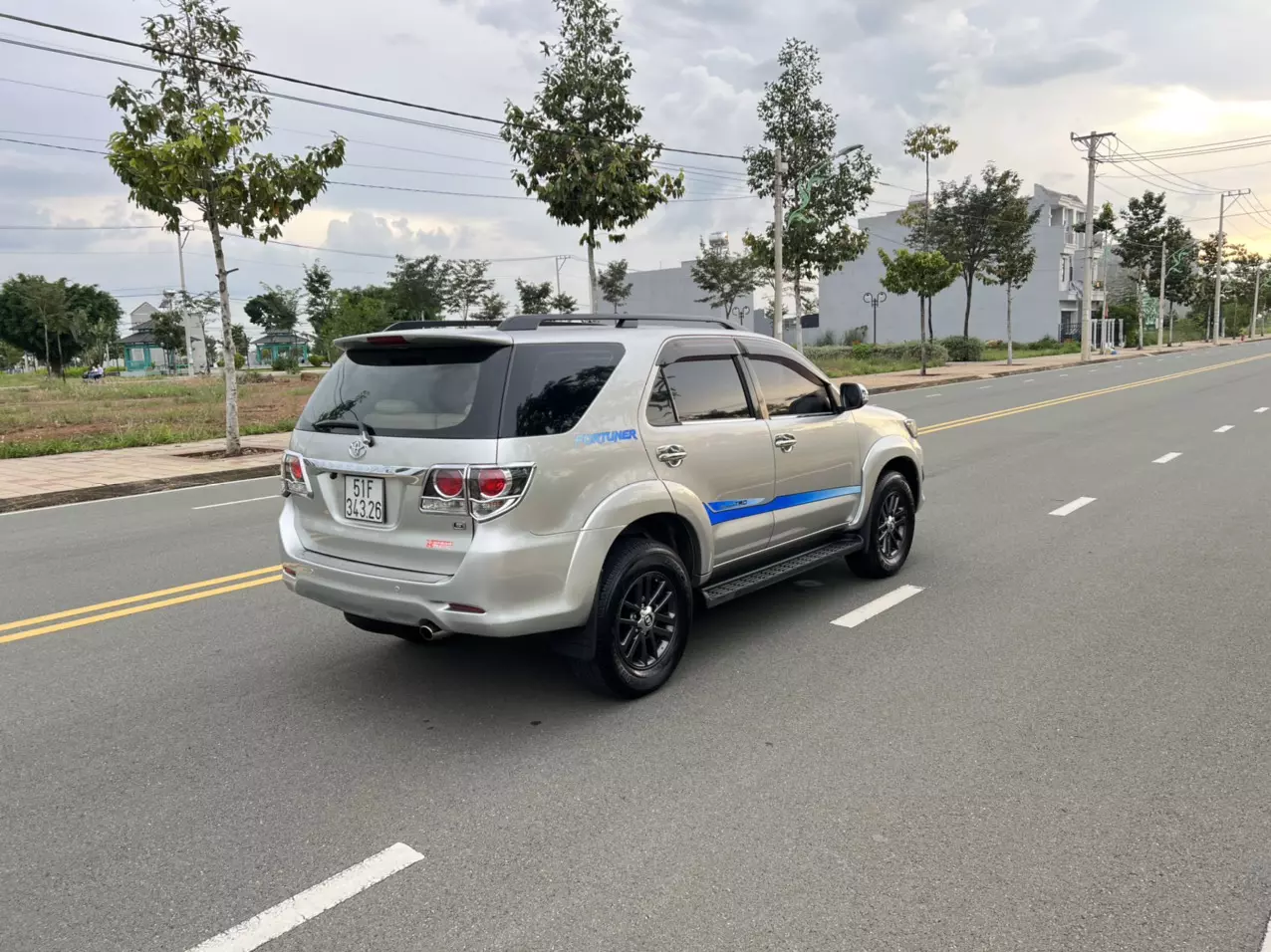 Fortuner 2015. Số sàn. Máy dầu-2