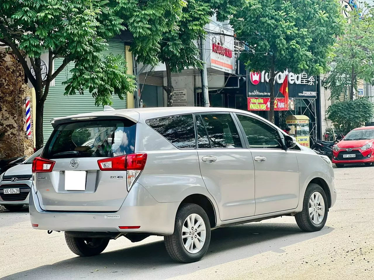 Bán xe Toyota Innova 2.0E đời 2018-5