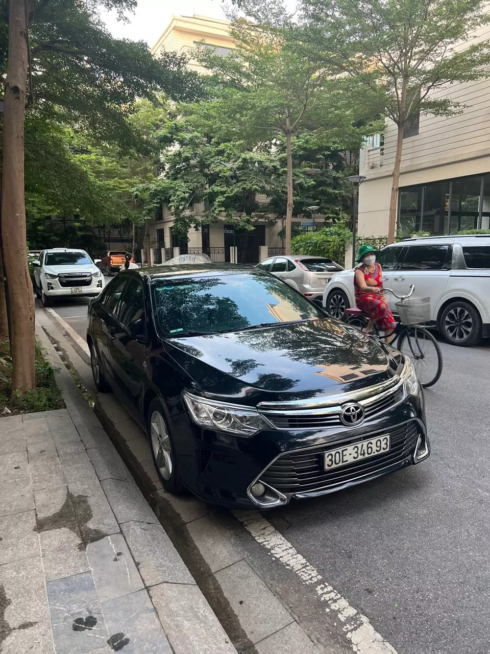 Chính chủ bán xe Camry 2.5q - 2016-2