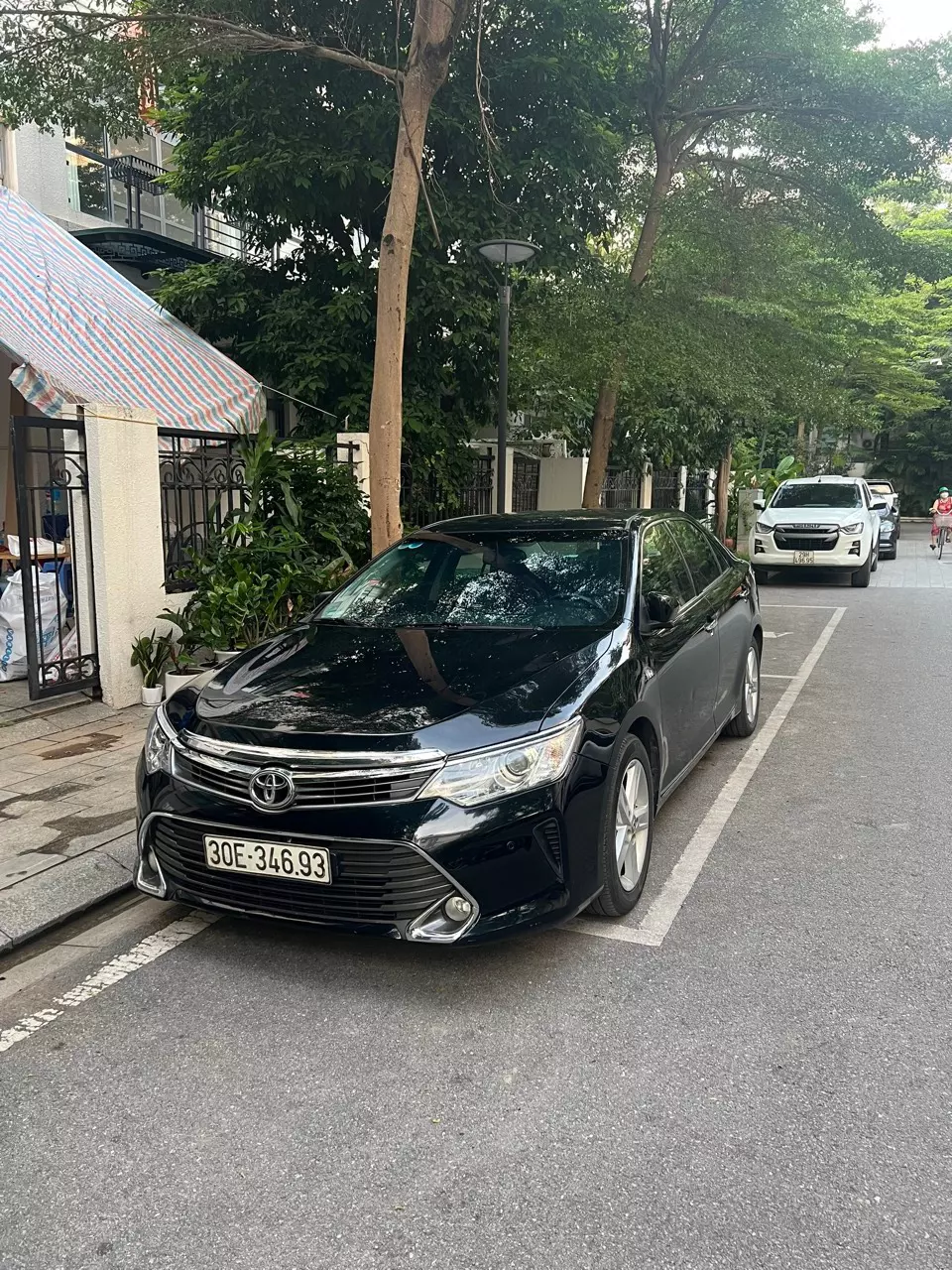 Chính chủ bán xe Camry 2.5q - 2016-0