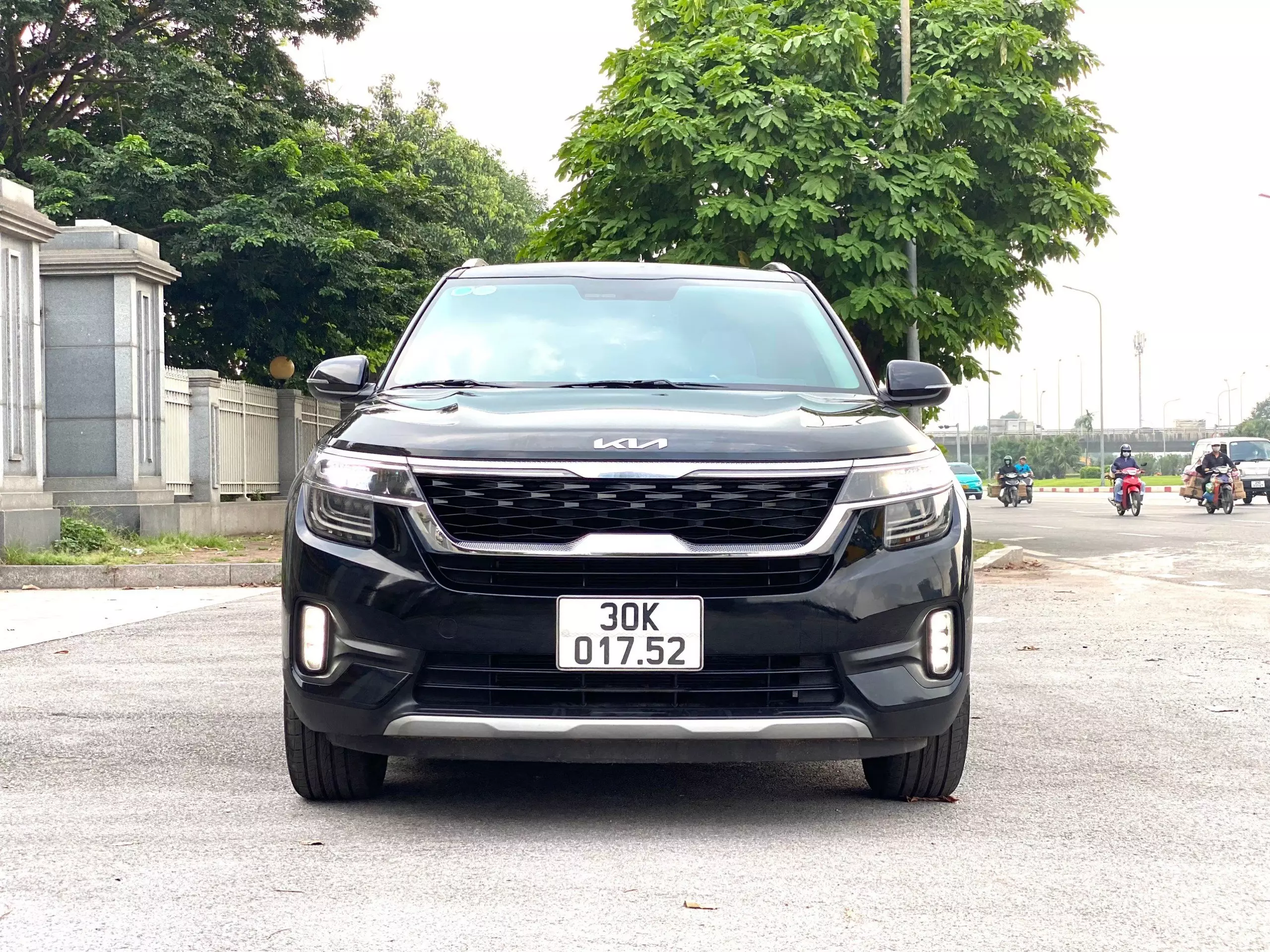 CẬP BẾN EM HÀNG SIÊU LƯỚT ♦  KIA SELTOS 1.6 PREMIUM.-0