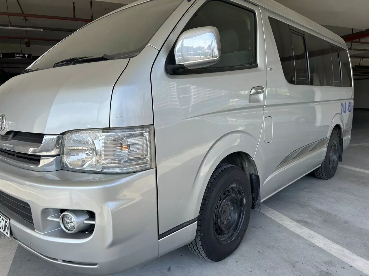 Chính chủ cần bán xe Toyota -1