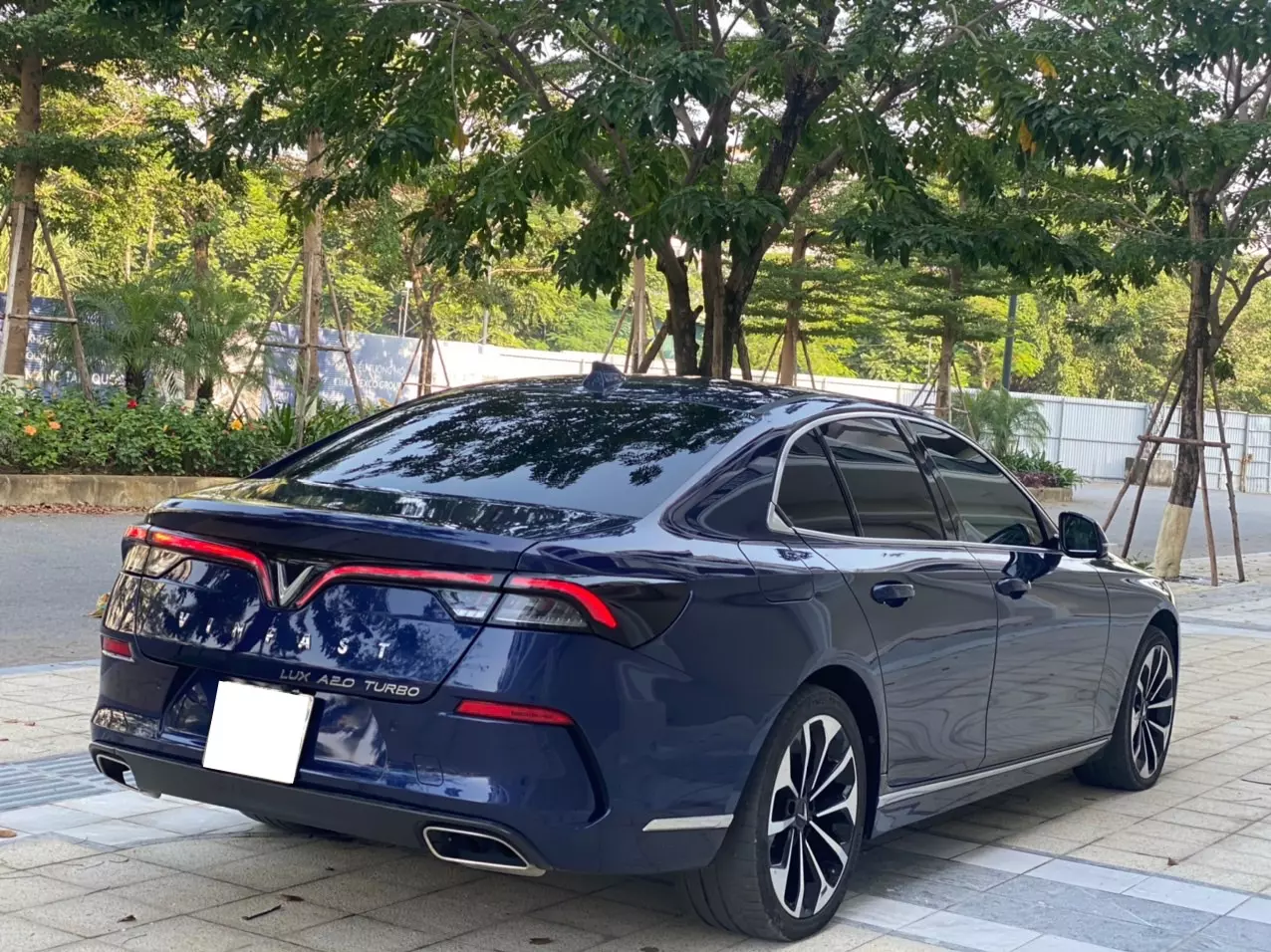 Bán xe Vinfast Lux A 2.0 Premium 2019-6