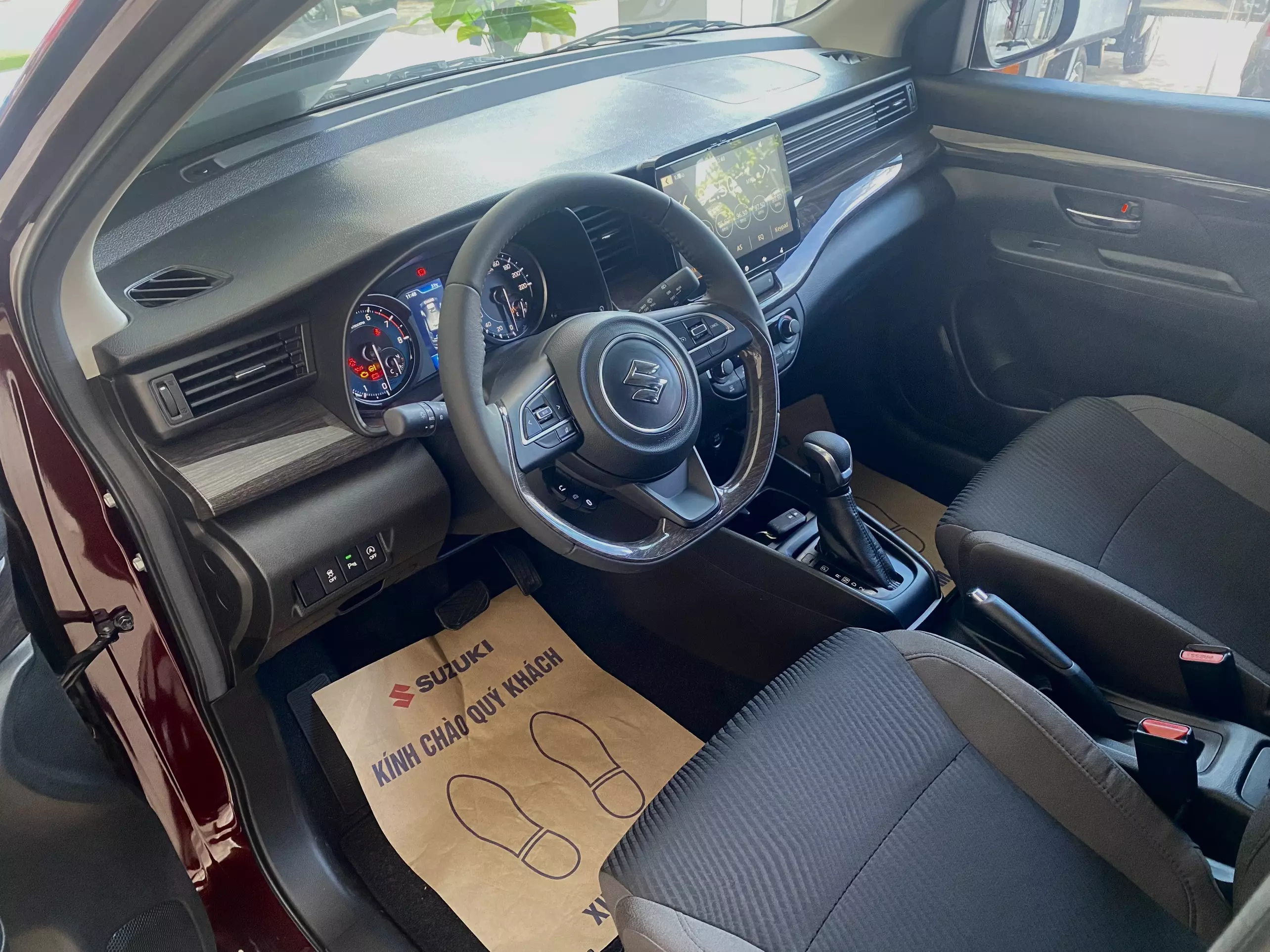 SUZUKI ERTIGA HYBRID-6