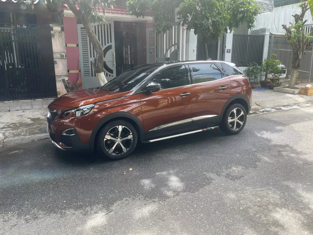  CHÍNH CHỦ CẦN BÁN XE PEUGEOT 3008 sx2020-0