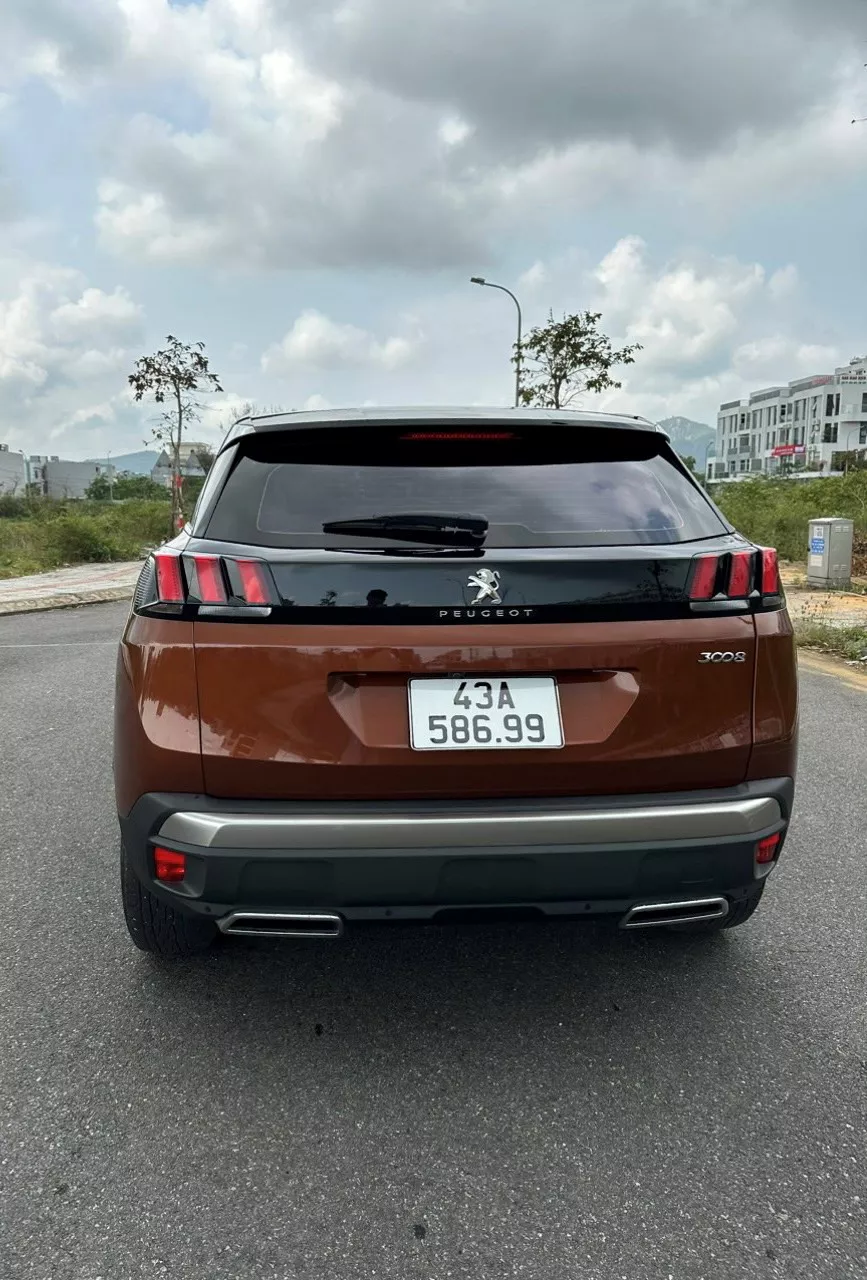  CHÍNH CHỦ CẦN BÁN XE PEUGEOT 3008 sx2020-2