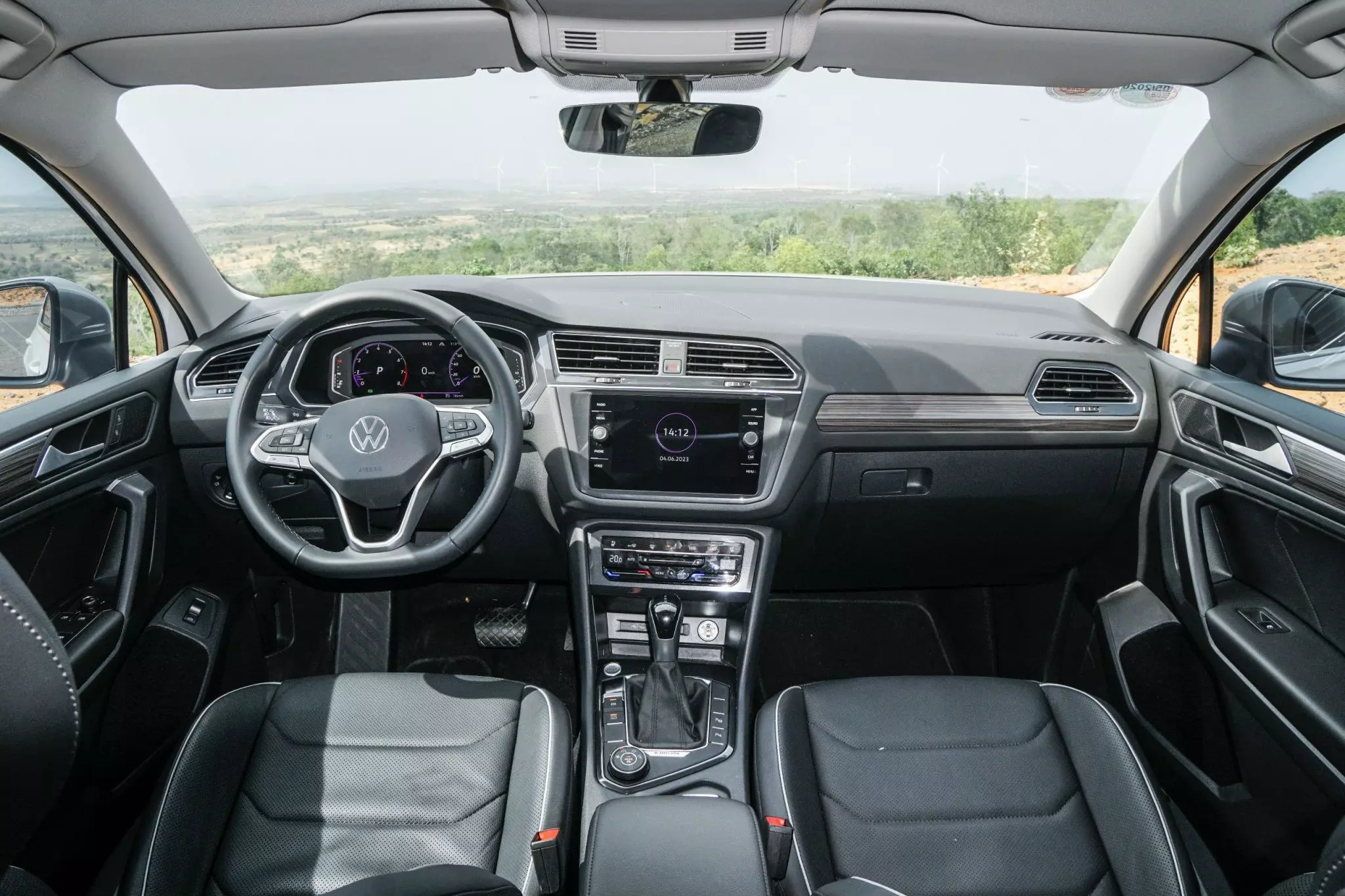  Volkswagen TIGUAN FACELIFT  ** Ưu đãi cuối năm-1