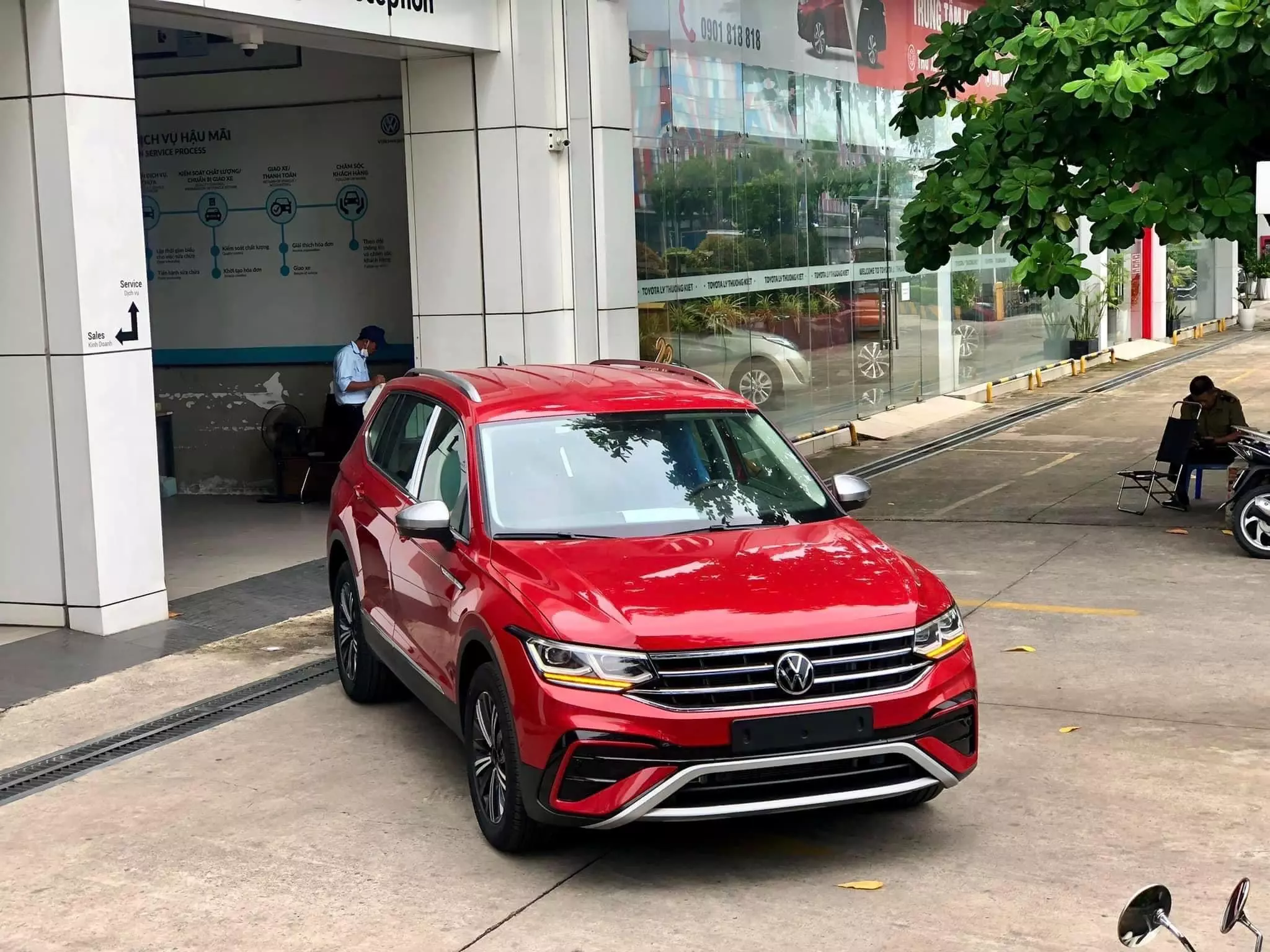  Volkswagen TIGUAN FACELIFT  ** Ưu đãi cuối năm-4