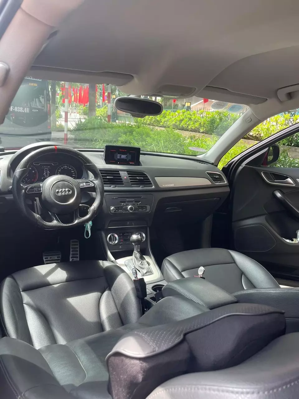 Chính chủ cần bán xe Audi Q3-4