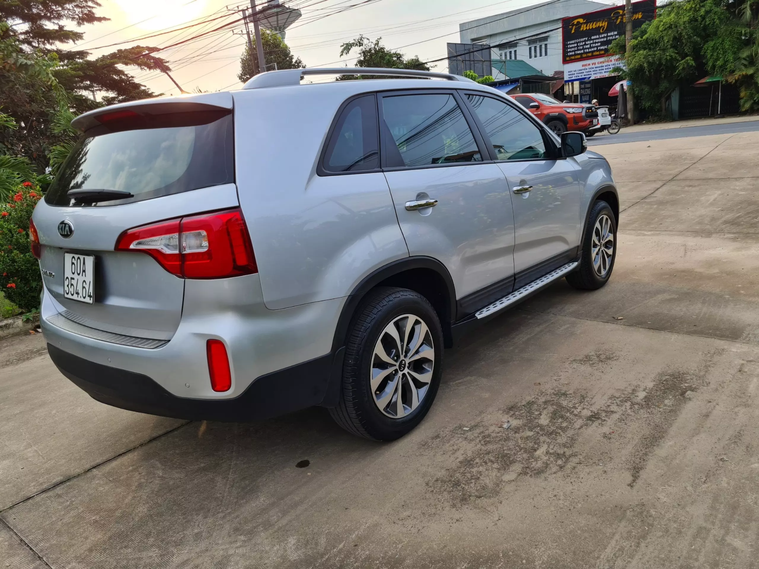 Chính Chủ Cần Bán xe Sorento năm 2016, máy xăng 2.4, số tự động-7