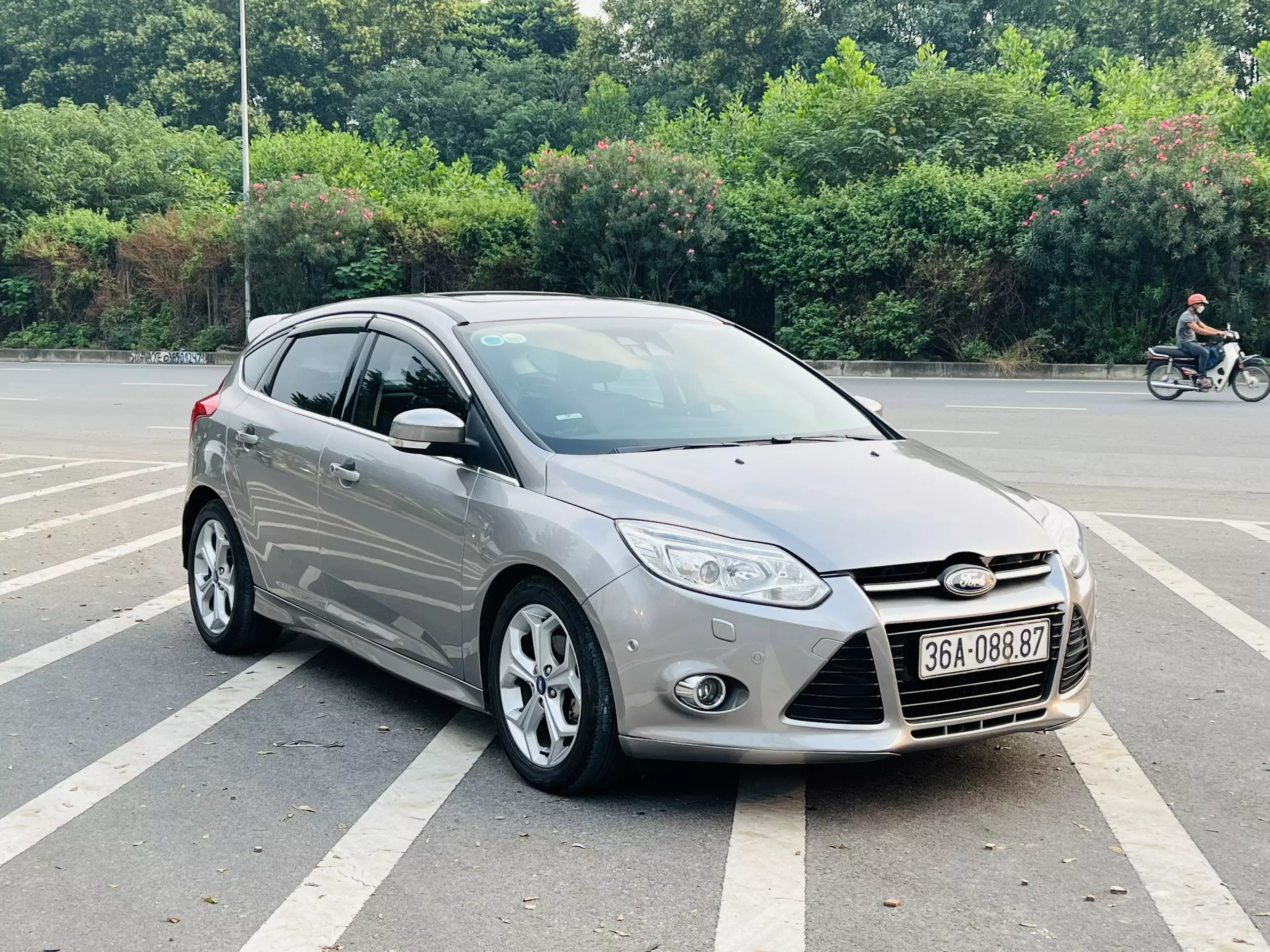 Chính chủ Cần Bán xe Ford Focus Sport 2013-1