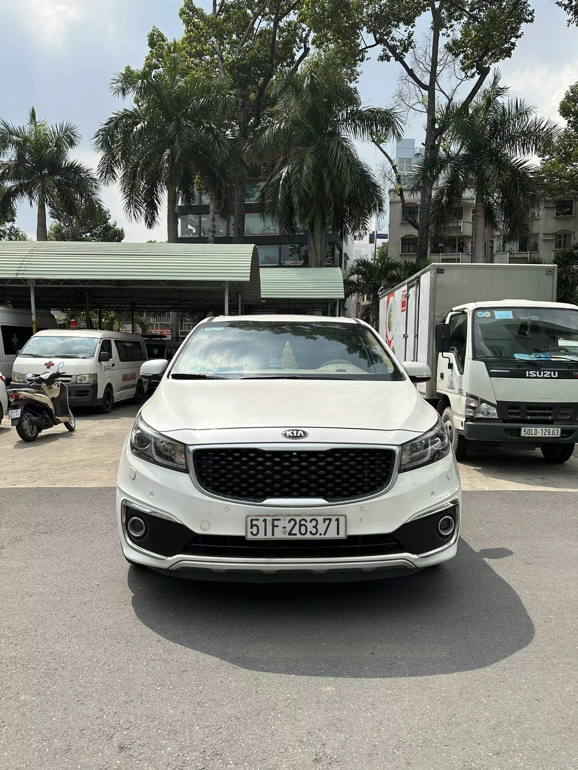 MUA XE ĐỂ CHẠY, ĐỂ HƯỞNG THỤ CHỨ KH PHẢI MUA VỀ ĐỂ SỬA KIA SEDONA NHẬP KHẨU NGUYÊN CON-0