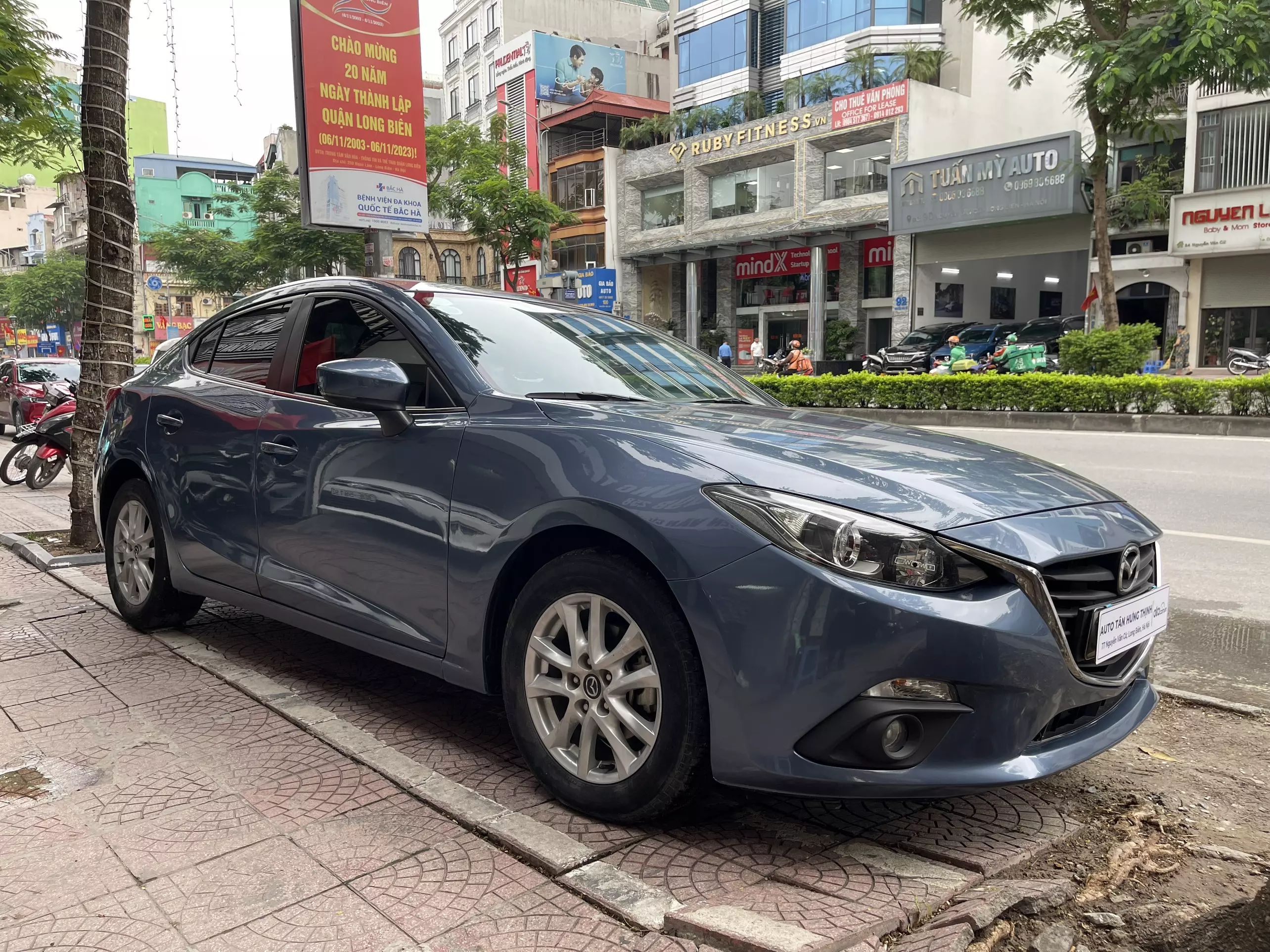 Chính chủ cần bán xe Mazda 3 1.5 Skyactive sedan sx 2016 đk 2017-2