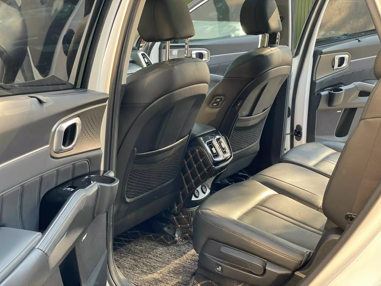 Bán xe Kia Sorento 2.2D Full dầu 2022-9