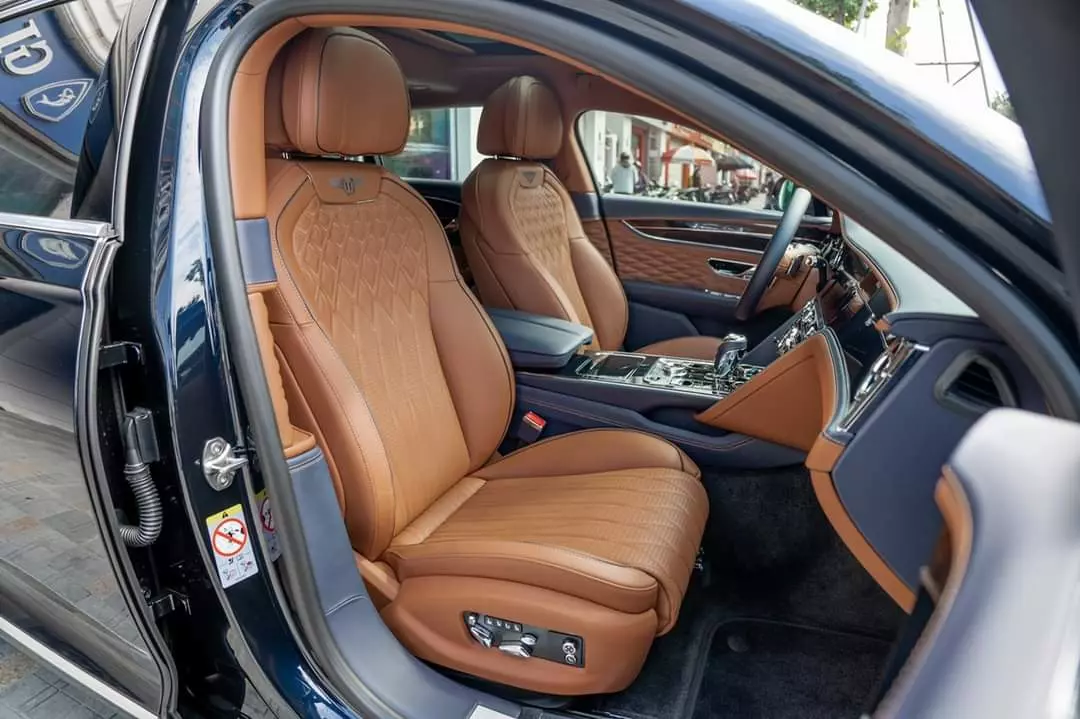 Salon Gidluxury Auto cần bán Bentley Flying Spur sản xuất 2021 -8