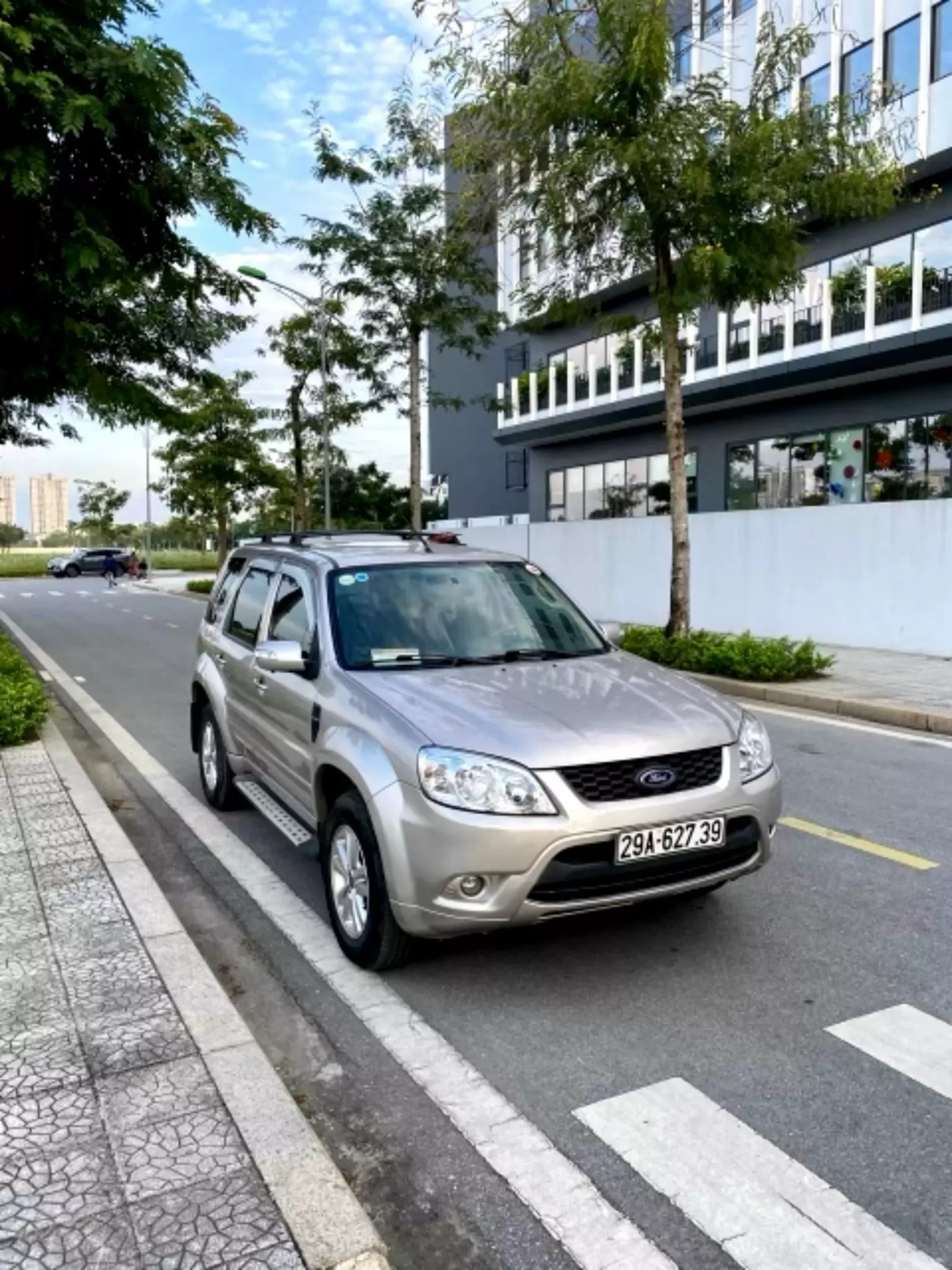 Chính chủ cần Bán Xe Escape 2012 một chủ từ đầu-1